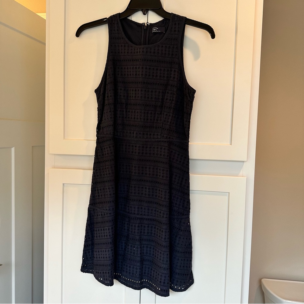 Gap navy blue dress size 4